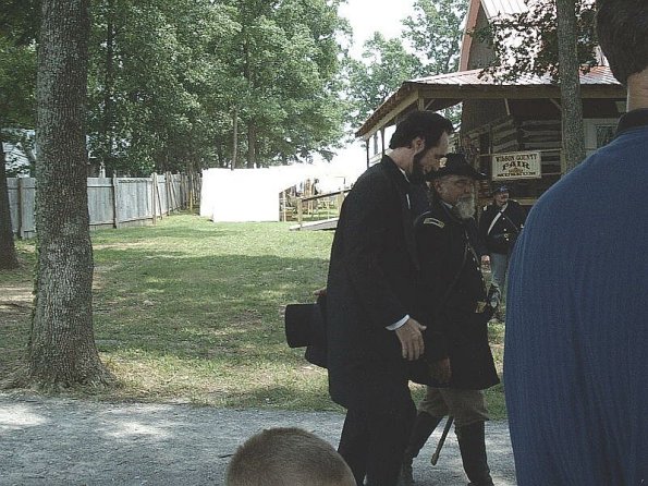 2002 CW Reenactment 002